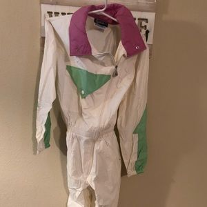 Super cute retro jumpsuit!